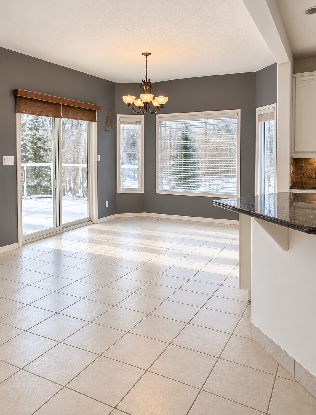 Dining and kitchen before renovation