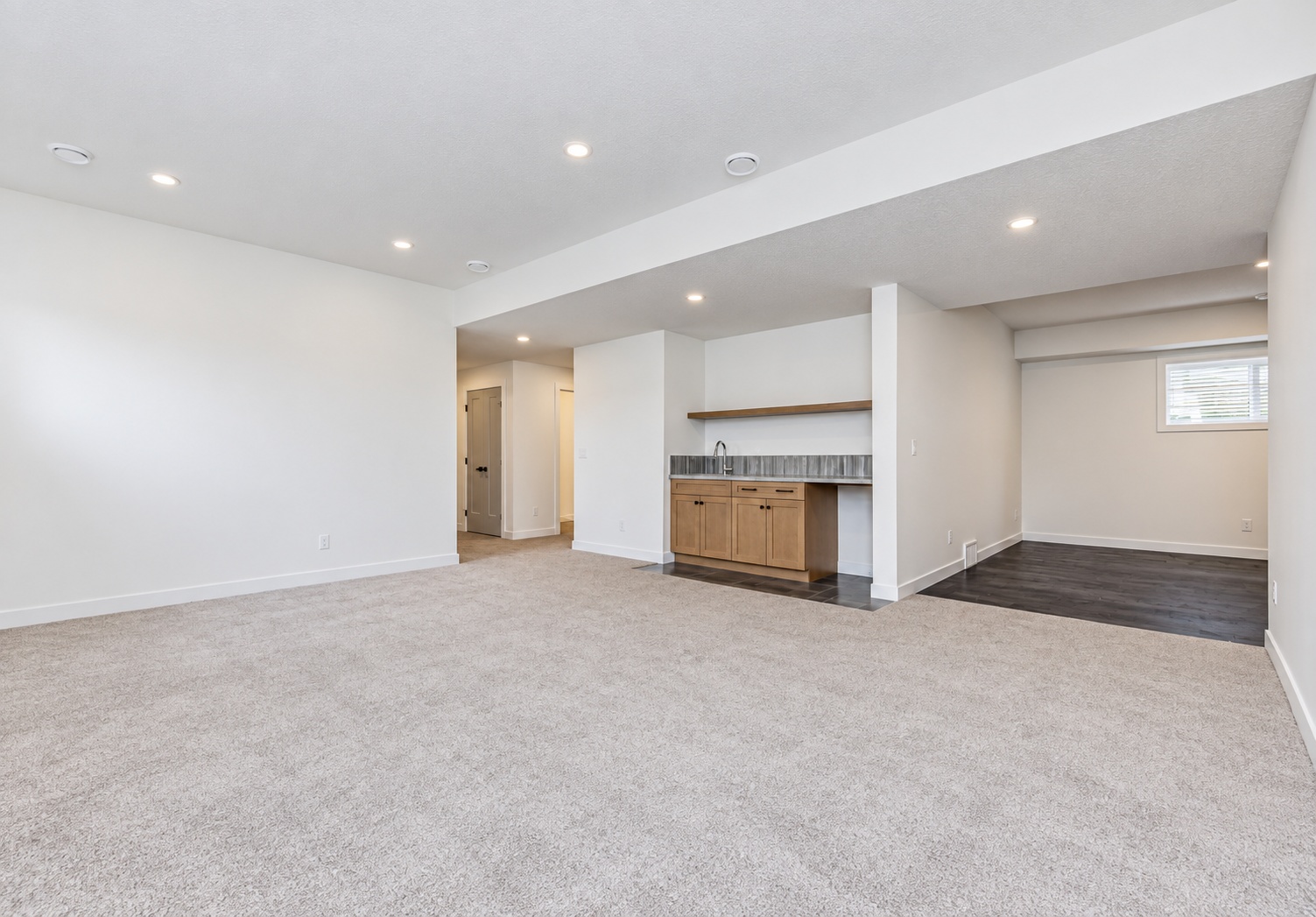 Jensen Lakes Residence I basement wet bar before renovation